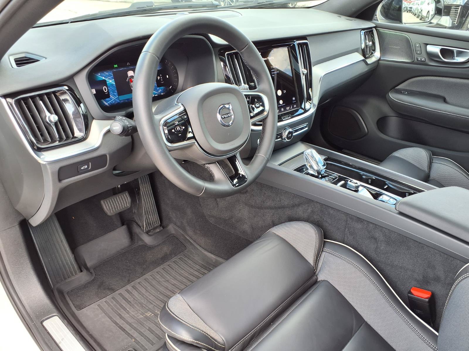 Certified 2024 Volvo S60 B5 Plus w/ Climate Package AWD/4WD image 20