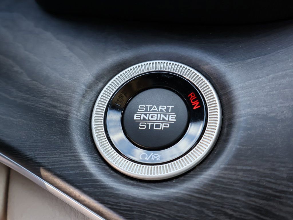 Used 2022 Jeep Grand Cherokee Limited w/ Trailer Tow Prep Group (B) image 46