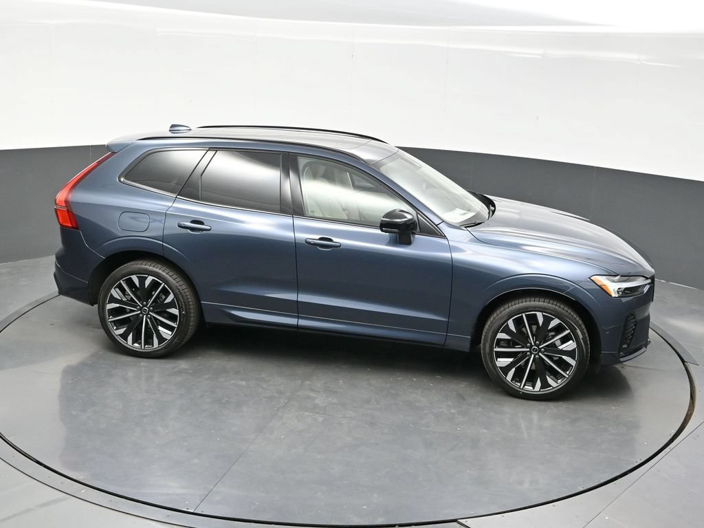 New 2026 Volvo XC60 B5 Ultra w/ Climate Package AWD/4WD image 23