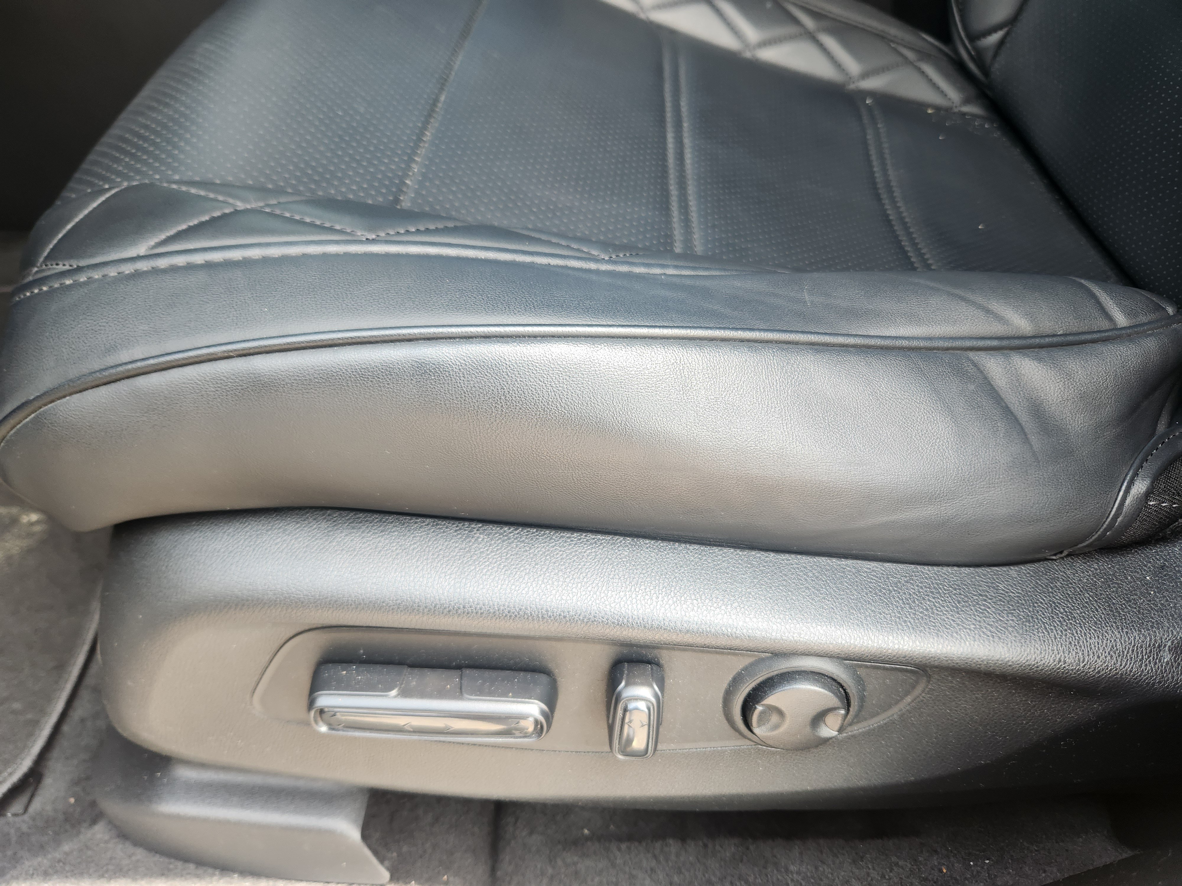Used 2025 Honda CR-V EX image 18