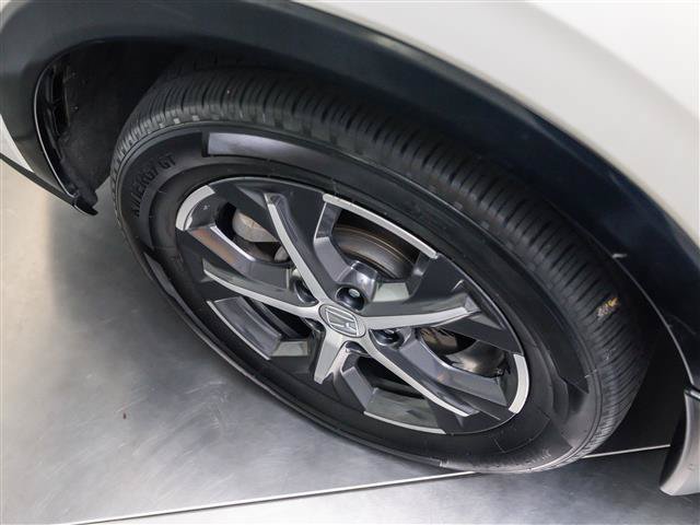 Used 2023 Honda HR-V EX-L image 13
