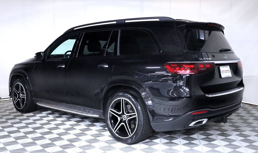 Used 2024 Mercedes-Benz GLS 450 4MATIC image 4