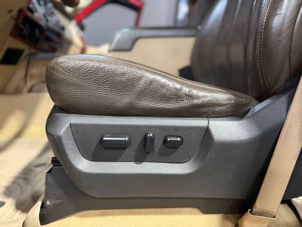 Used 2015 Ford F350 King Ranch w/ FX4 Off-Road Package image 23