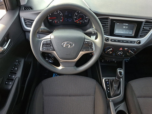 Used 2020 Hyundai Accent SE image 11