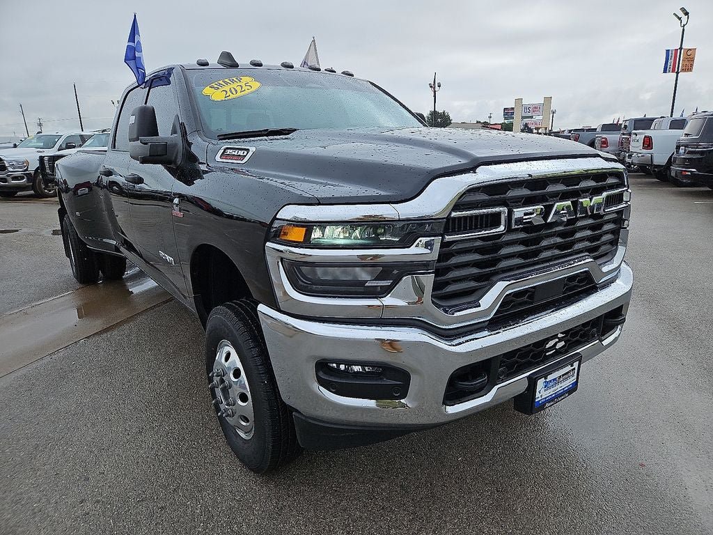 Used 2025 RAM 3500 Lone Star AWD/4WD image 11