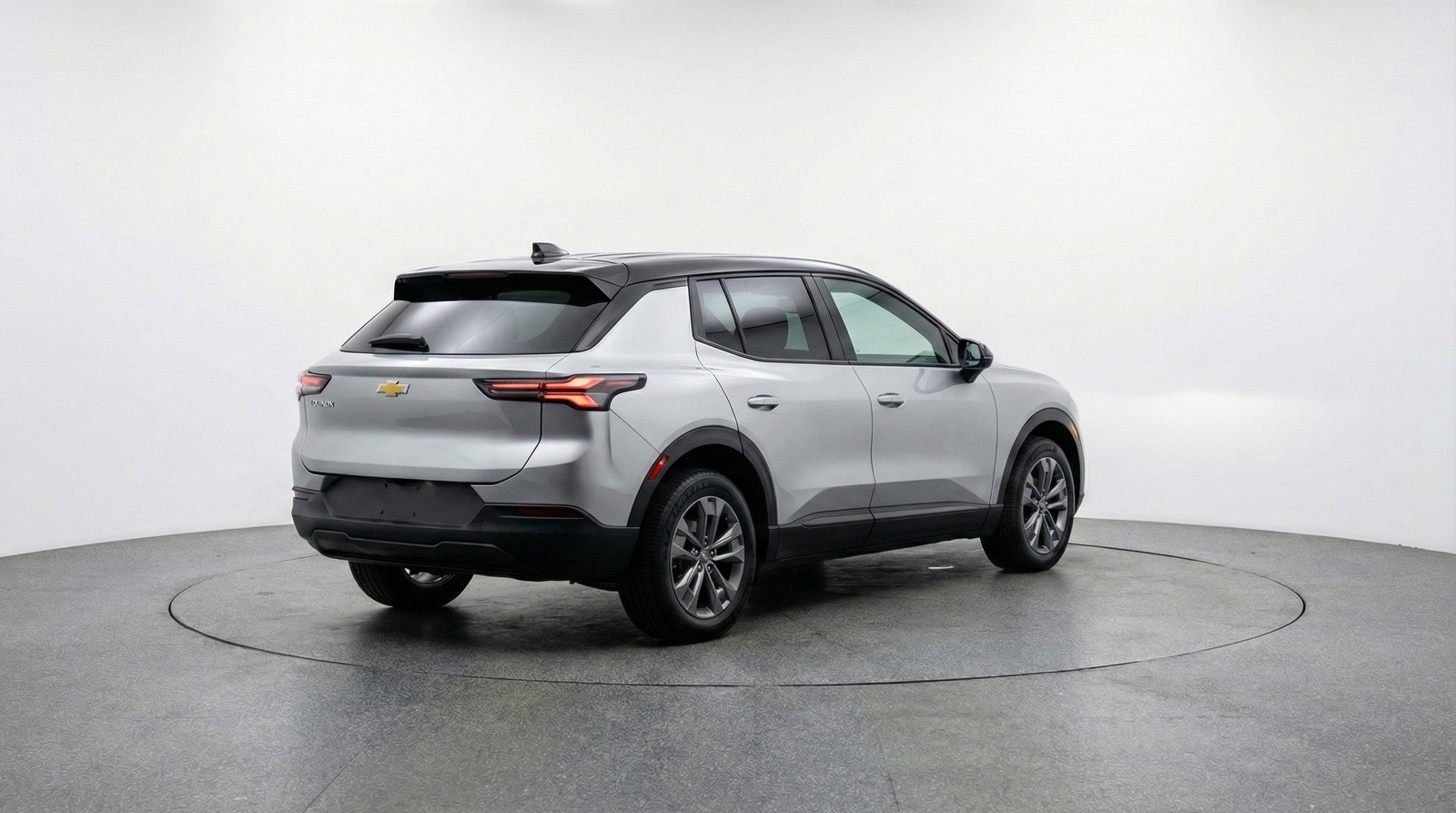 Used 2025 Chevrolet Equinox LT image 9