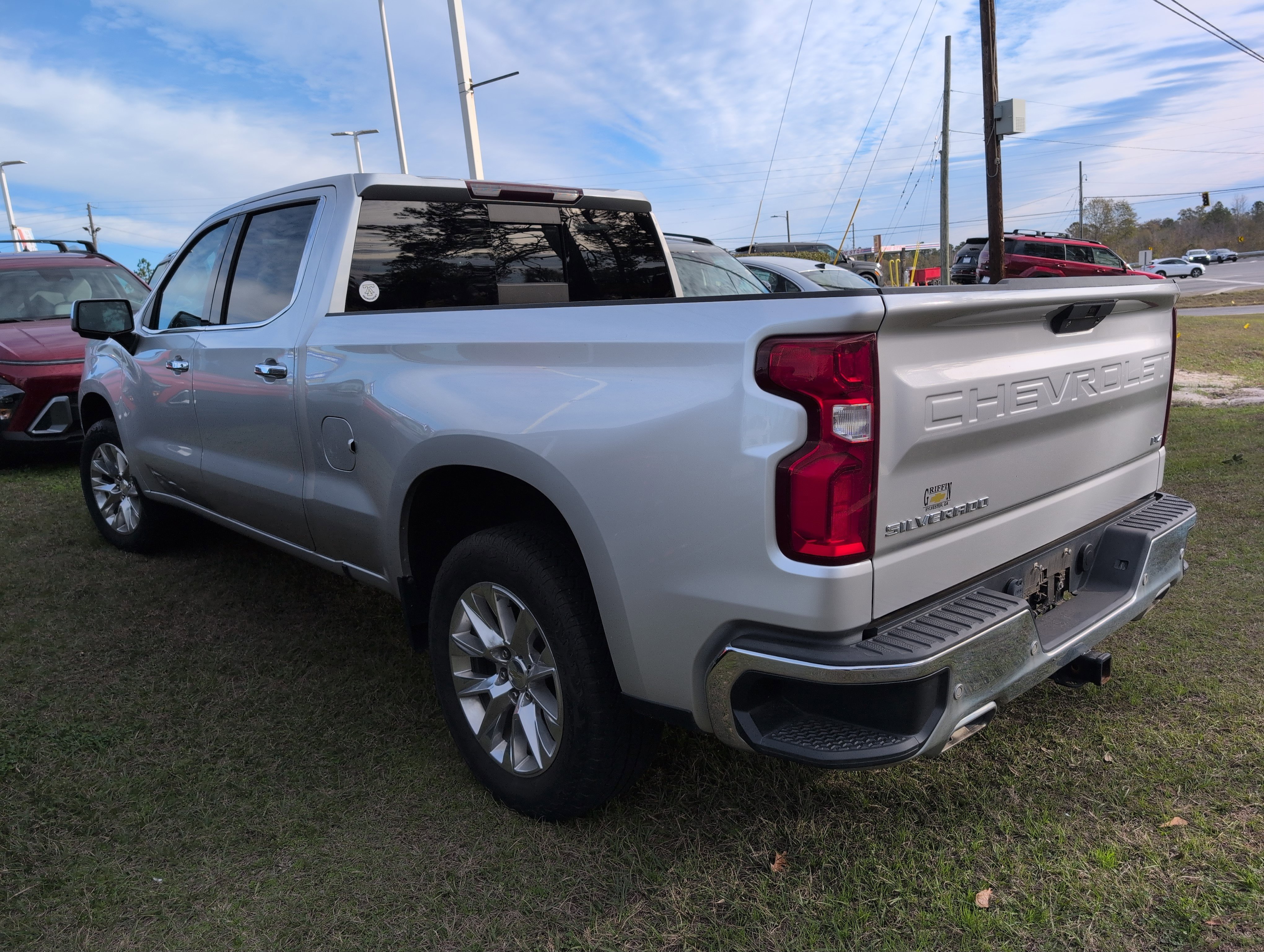 Used 2022 Chevrolet Silverado 1500 LTZ image 4