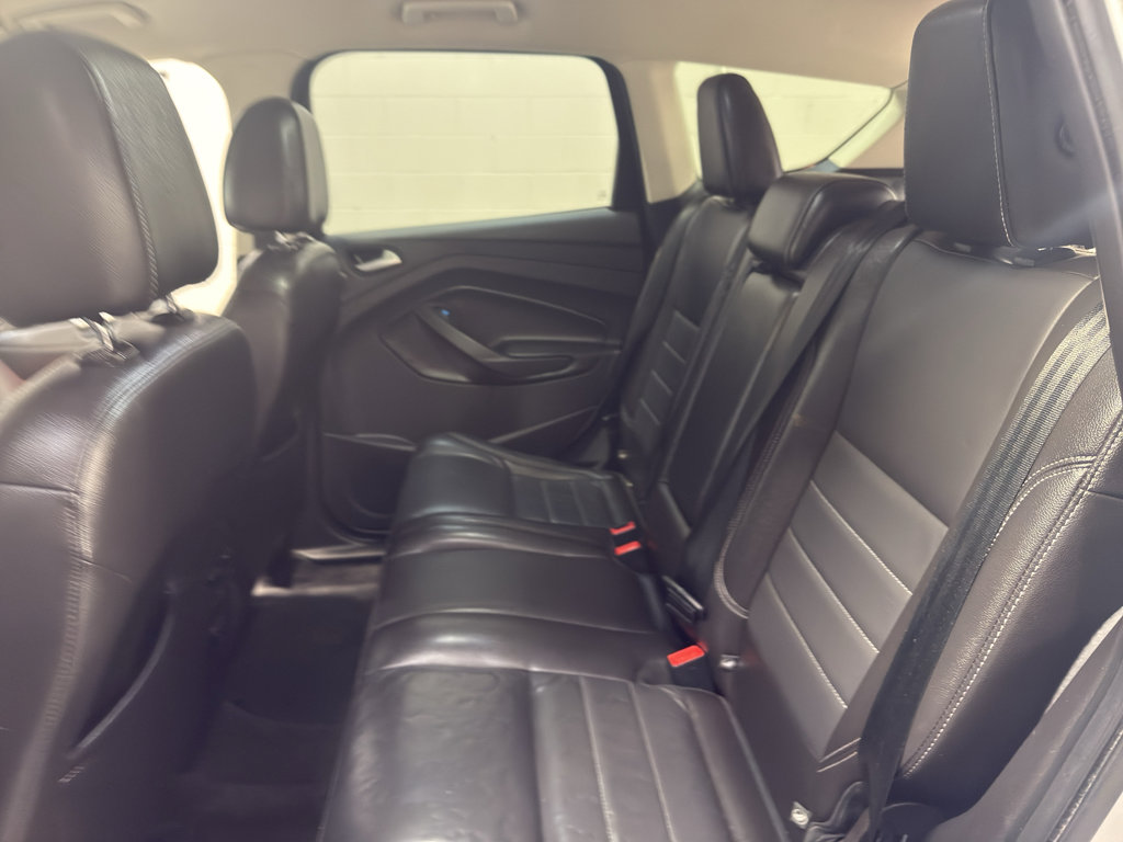 Used 2015 Ford Escape Titanium image 27