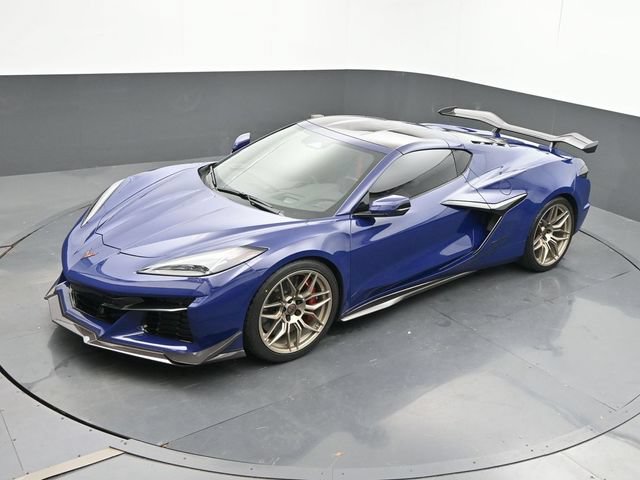 Used 2025 Chevrolet Corvette Z06 w/ Z07 Performance Package RWD image 31