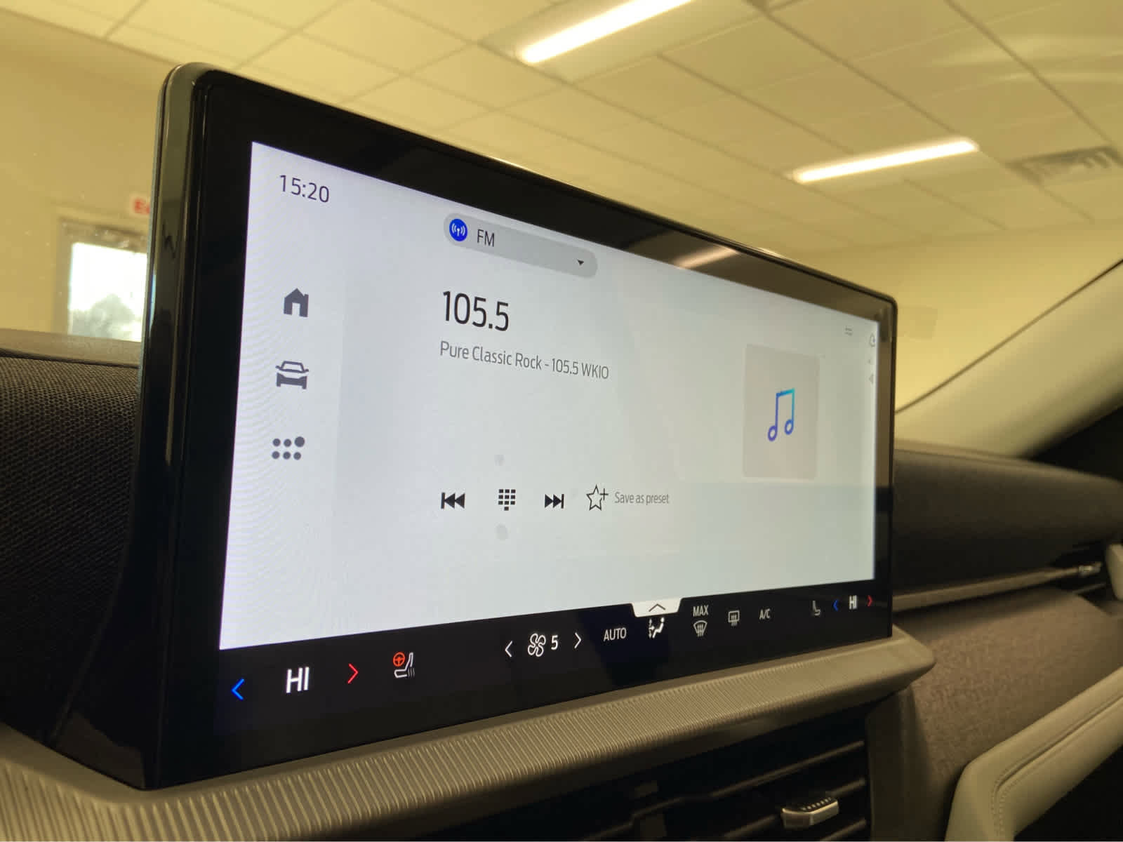 New 2026 Ford Explorer Platinum w/ LUX Leather Package image 26