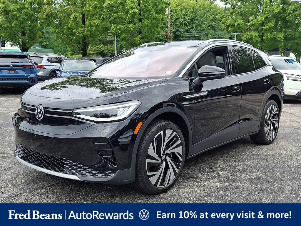 Certified 2025 Volkswagen ID.4 Pro S Plus AWD/4WD image 3