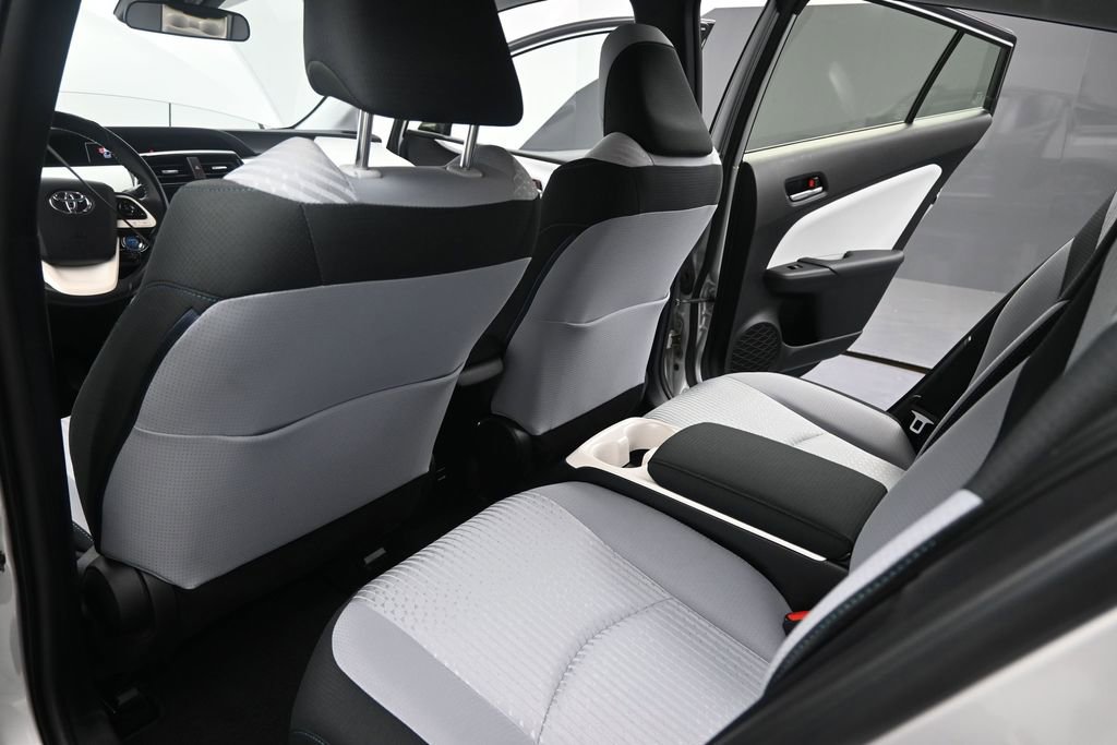 Used 2017 Toyota Prius Prime Plus w/ Carpet Mat Package FWD image 15