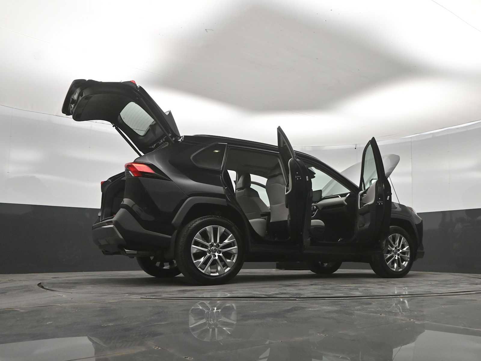 Used 2024 Toyota RAV4 Limited w/ Advanced Technology Package AWD/4WD image 49
