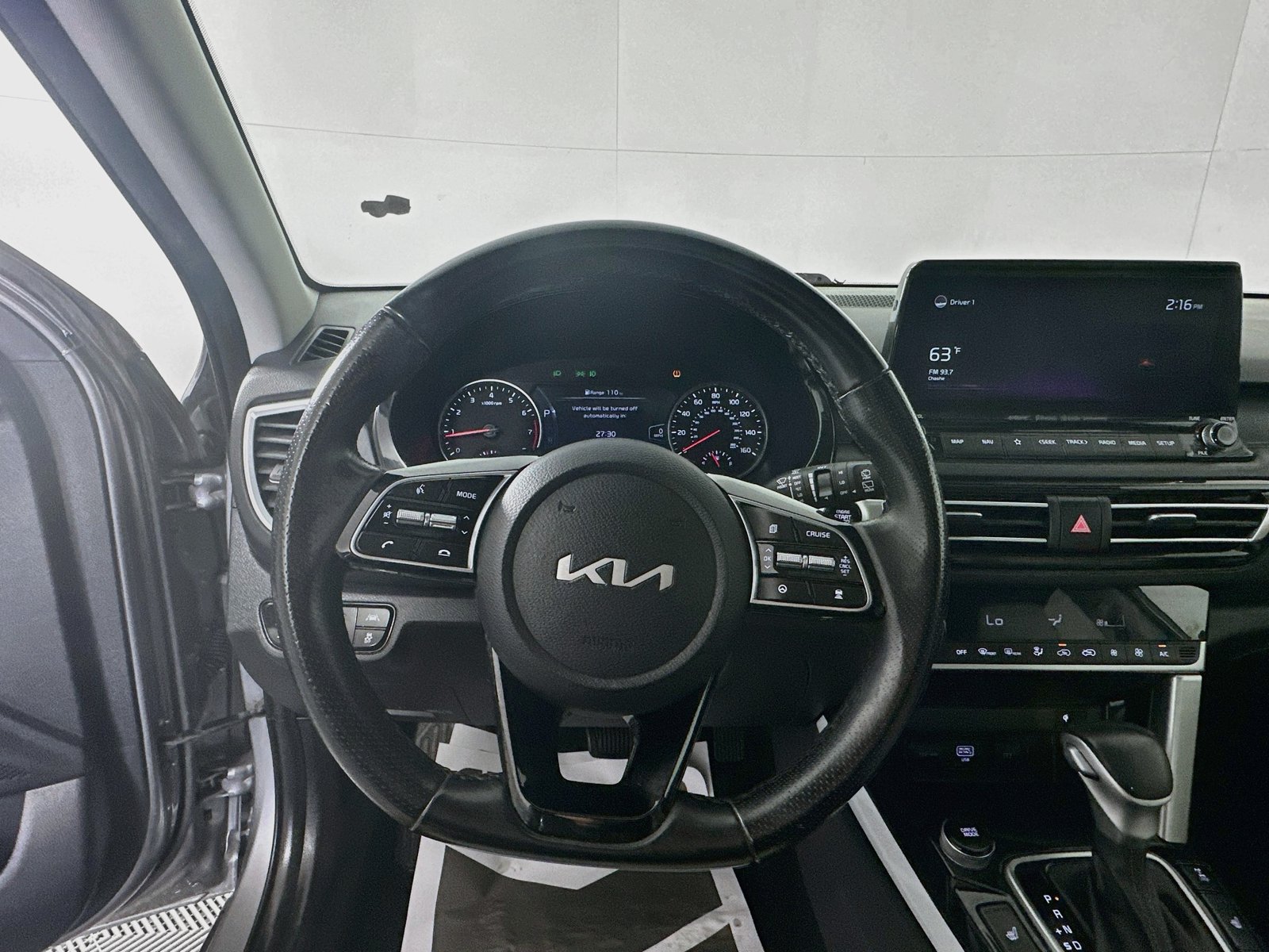 Used 2022 Kia Seltos SX w/ Sunroof Package AWD/4WD image 11