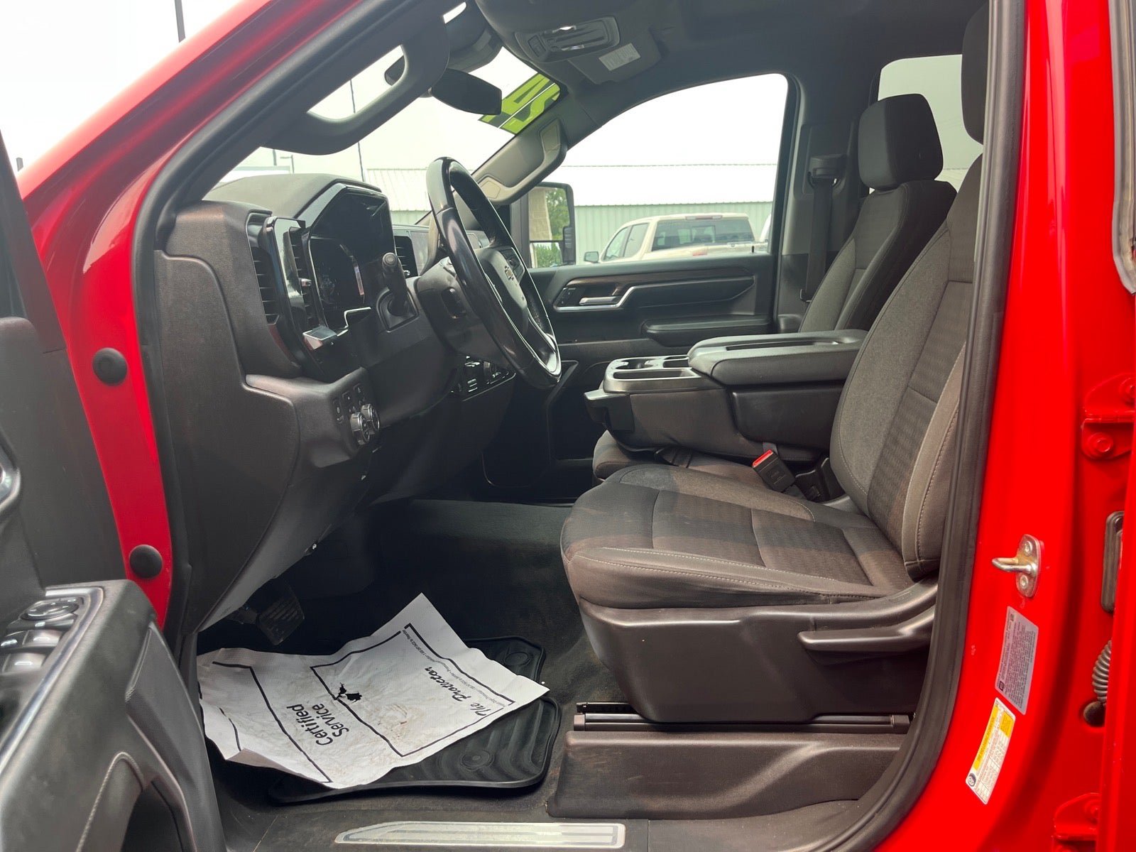 Used 2024 Chevrolet Silverado 2500 LT AWD/4WD image 17