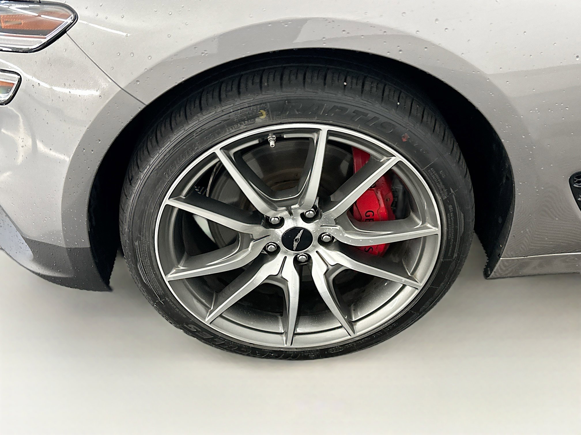 Used 2025 Genesis G70 2.5T AWD/4WD image 11