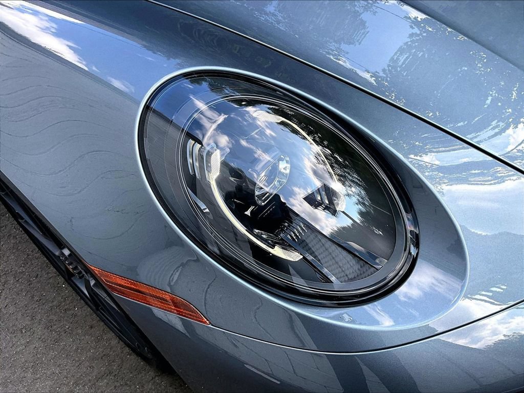 Certified 2026 Porsche 911 Carrera GTS RWD image 30