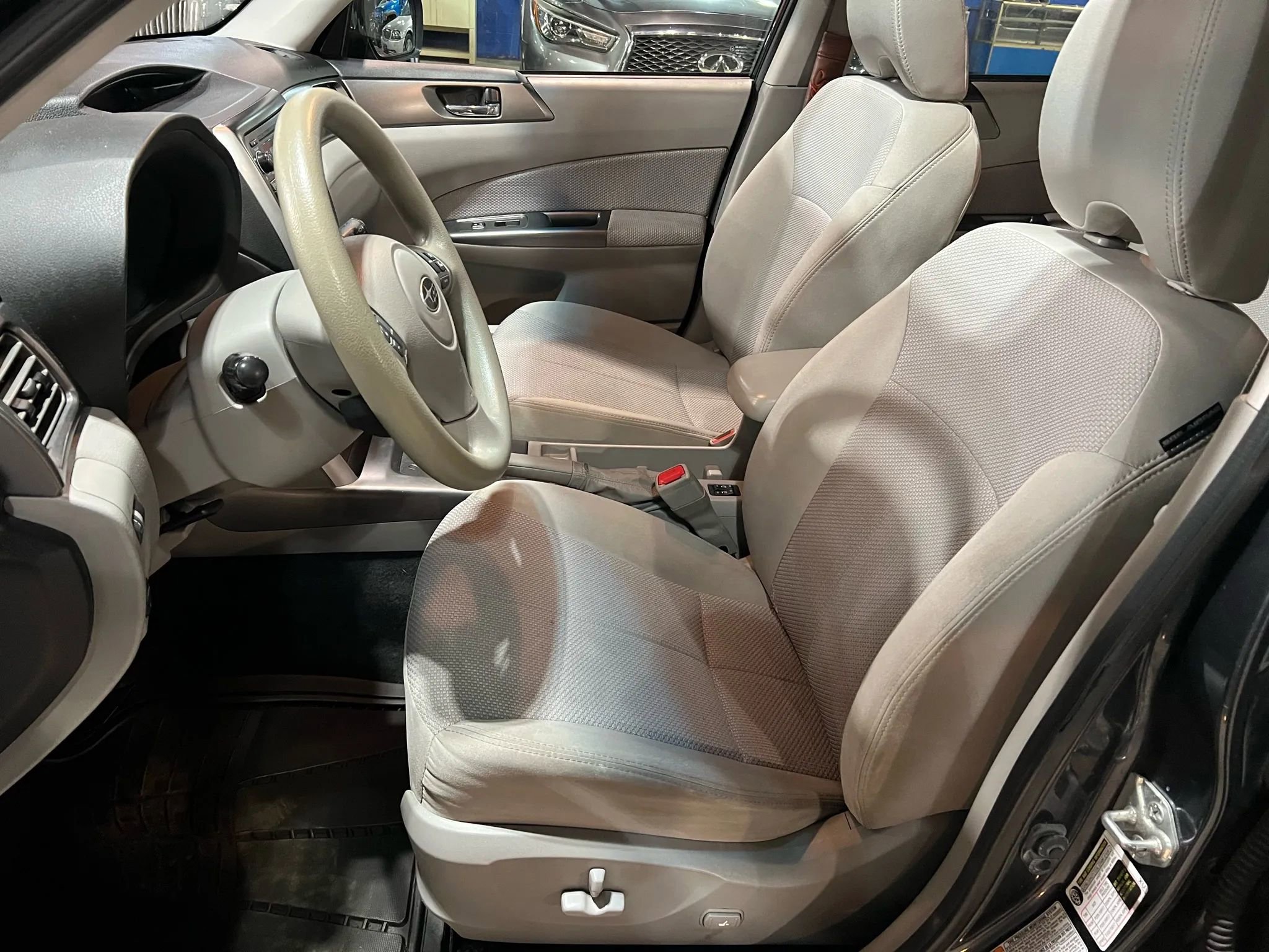 Used 2012 Subaru Forester 2.5X Premium w/ All-Weather Pkg image 10