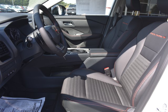 New 2026 Nissan Rogue SV AWD/4WD image 14