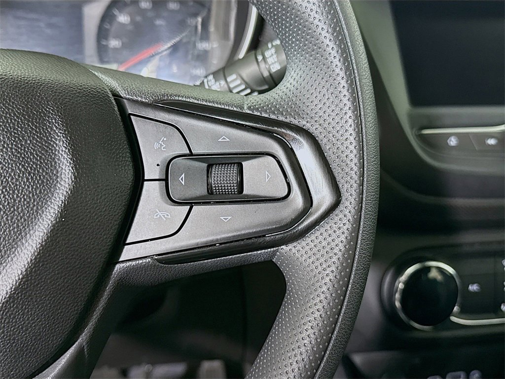 Used 2023 Chevrolet TrailBlazer LS image 20