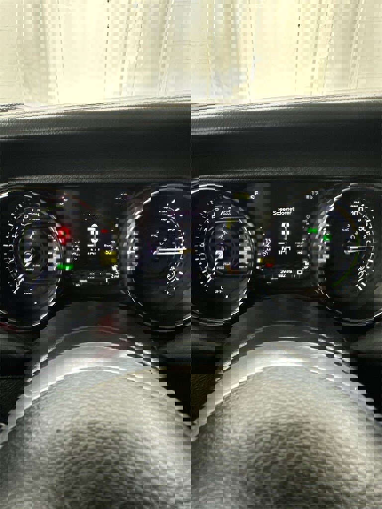 Used 2021 Jeep Wrangler Unlimited Sahara w/ Cold Weather Group image 39