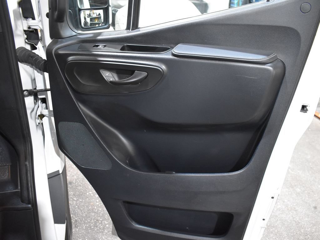 Used 2024 Mercedes-Benz Sprinter 2500 w/ Acoustic Package image 13