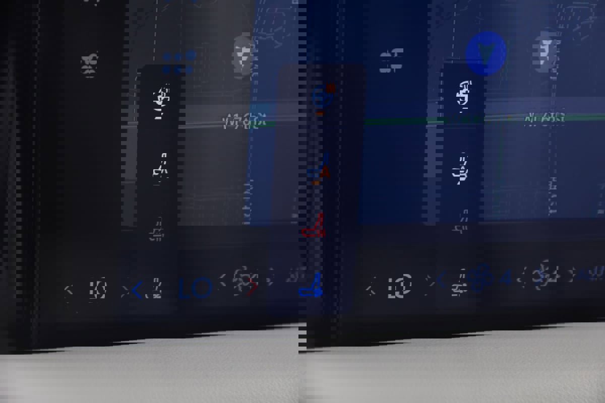 Used 2025 Lincoln Aviator Reserve w/ Illumination Package AWD/4WD image 8