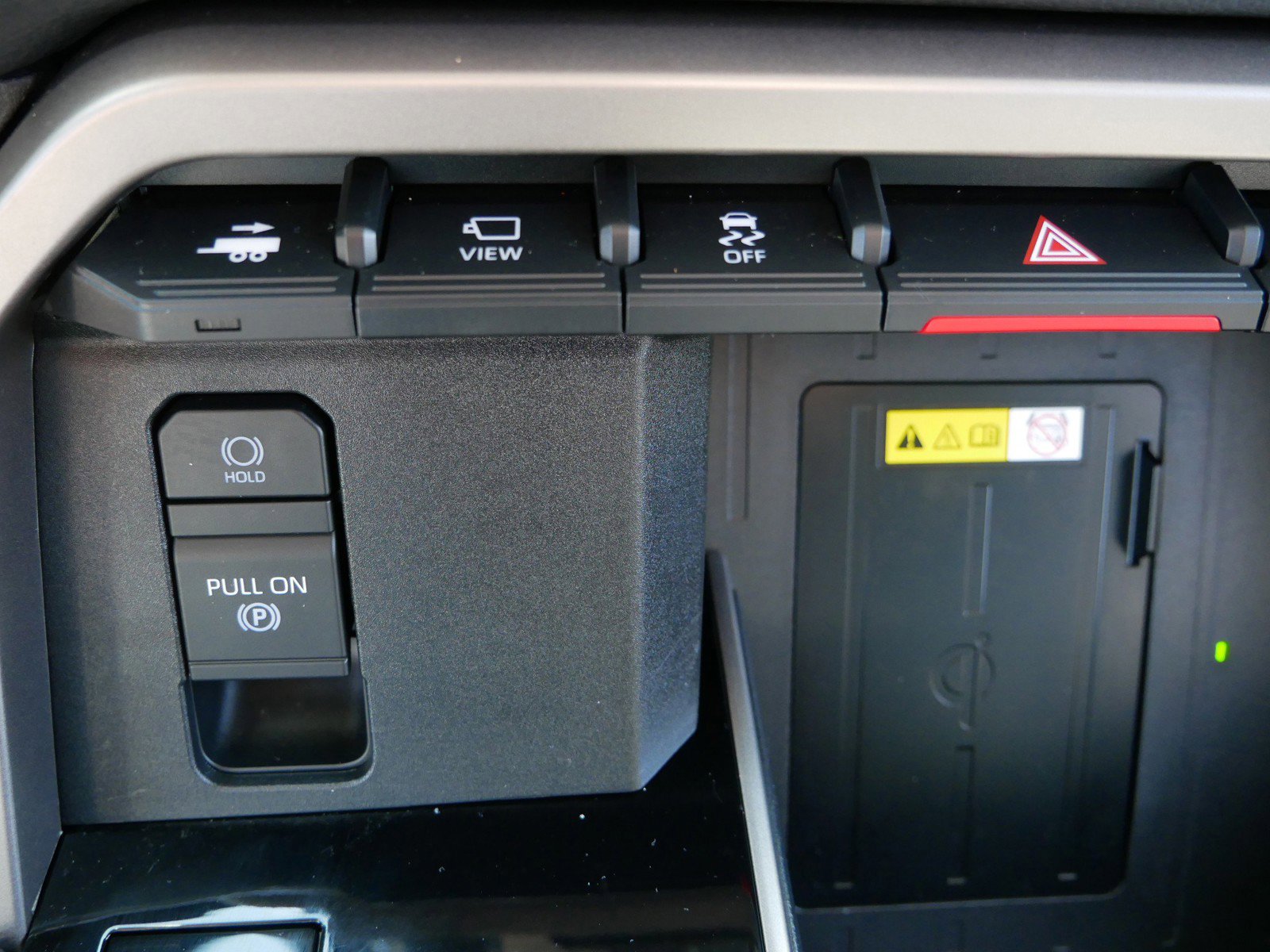 Used 2023 Toyota Tundra Limited AWD/4WD image 19