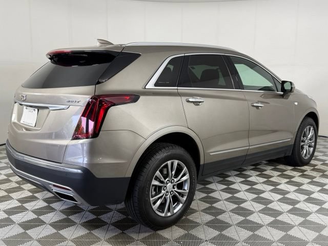 Used 2023 Cadillac XT5 Premium Luxury w/ LPO, Floor Liner Package AWD/4WD image 8