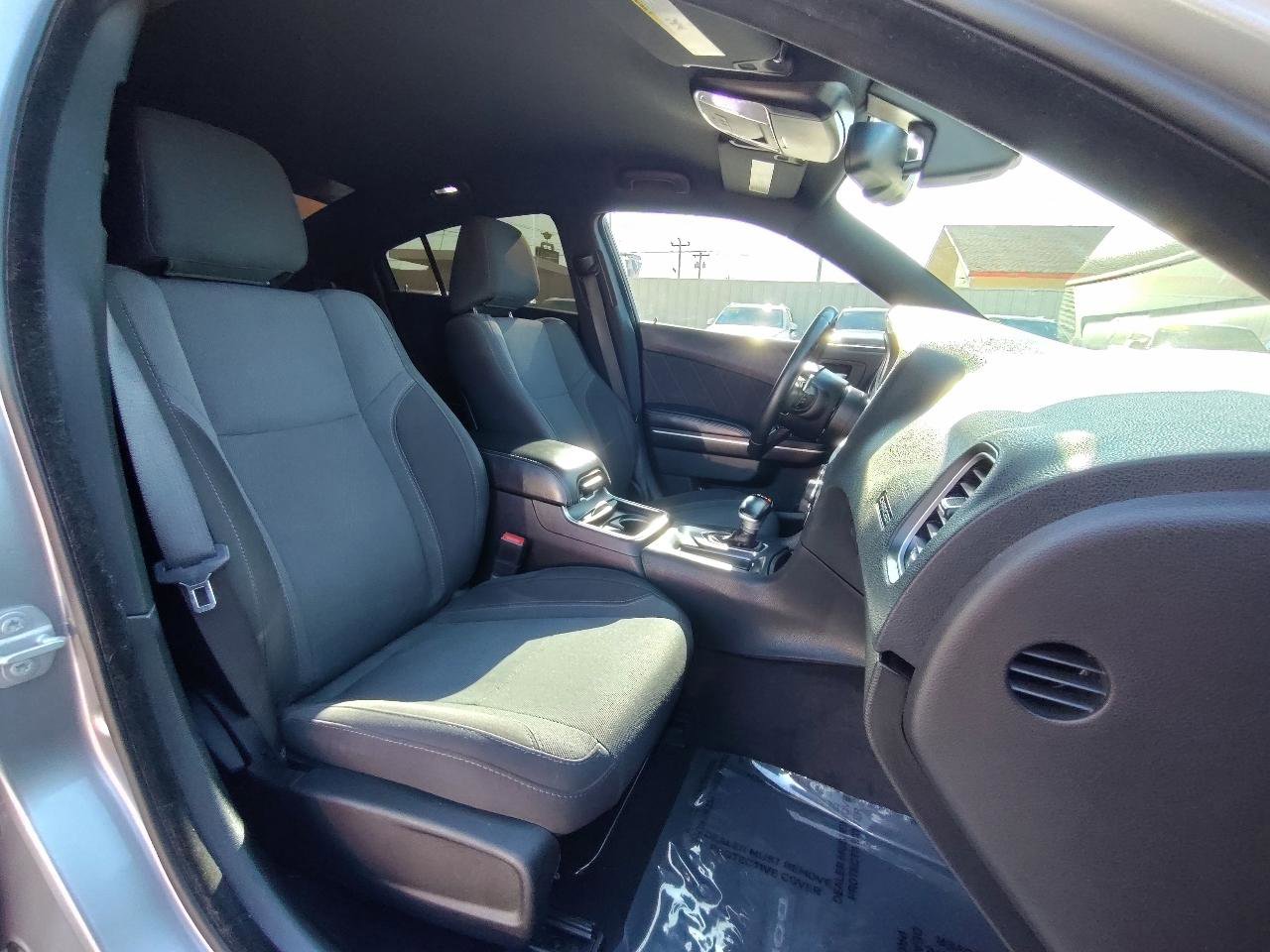 Used 2015 Dodge Charger SXT RWD image 47