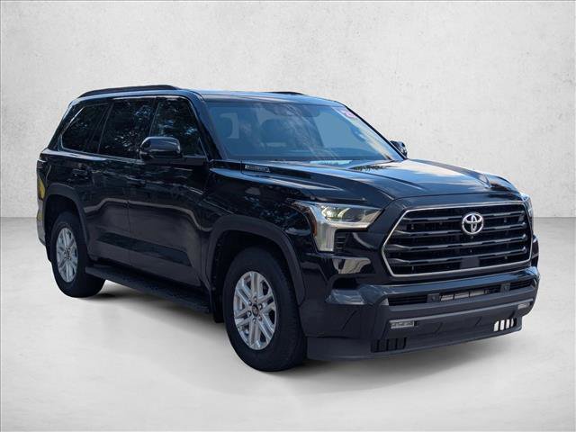 Certified 2025 Toyota Sequoia SR5 AWD/4WD image 3
