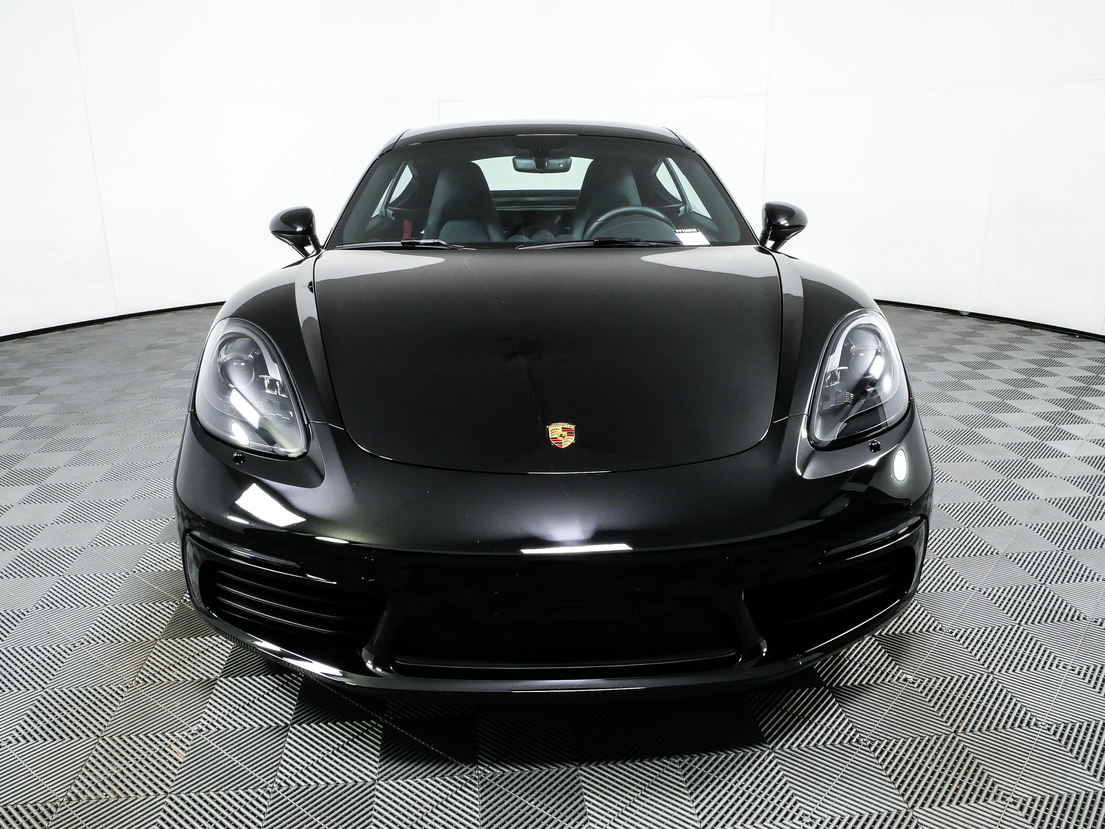 Certified 2024 Porsche 718 Cayman S RWD image 23