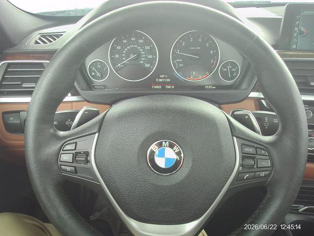 Used 2017 BMW 330i xDrive Sedan AWD/4WD image 11