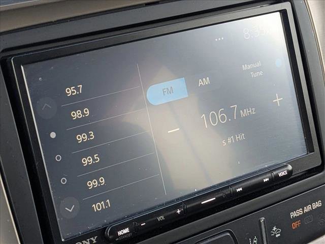 Used 2015 GMC Acadia Denali image 12