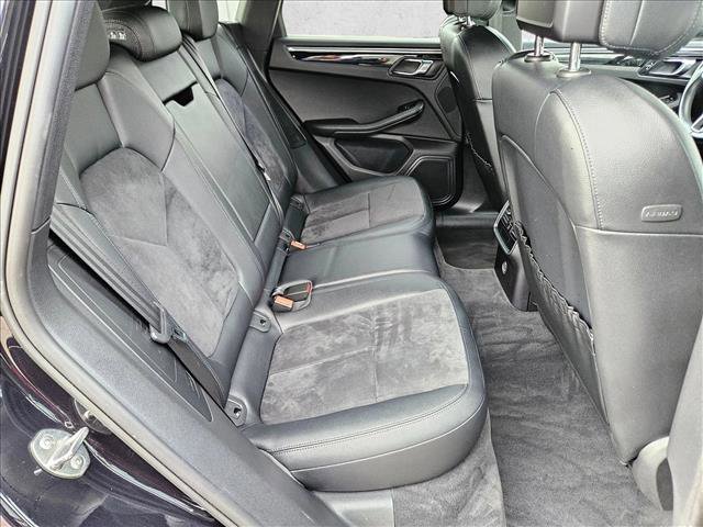 Used 2017 Porsche Macan image 19