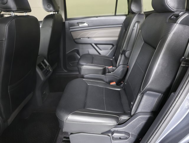 Used 2021 Volkswagen Atlas SEL R-Line image 13