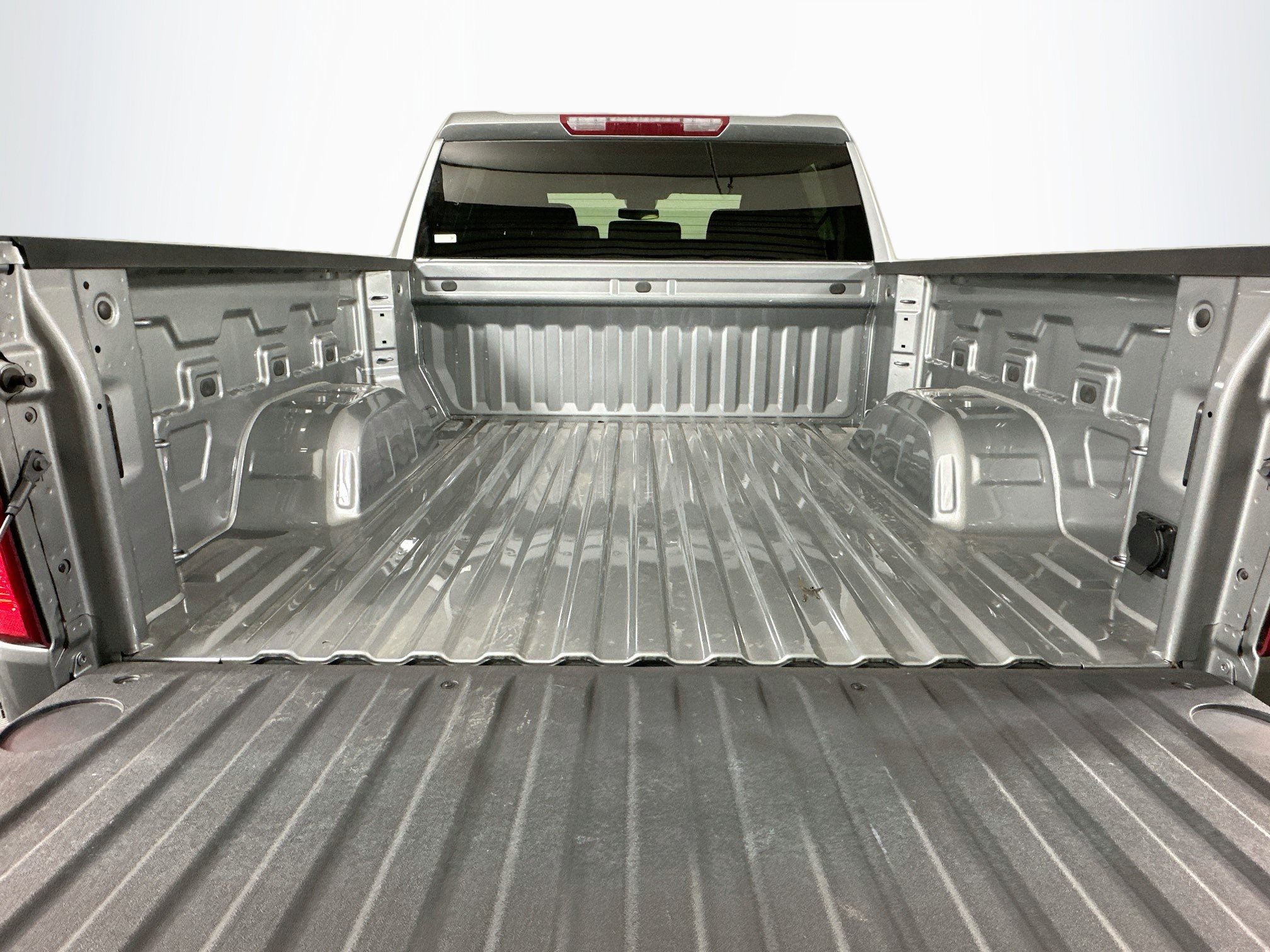 Used 2025 Chevrolet Silverado 1500 Custom w/ Turbomax Blackout Package AWD/4WD image 28