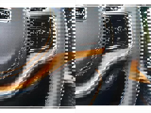 New 2022 Jeep Grand Wagoneer Series III w/ Rear Seat Video Group 1 image 16