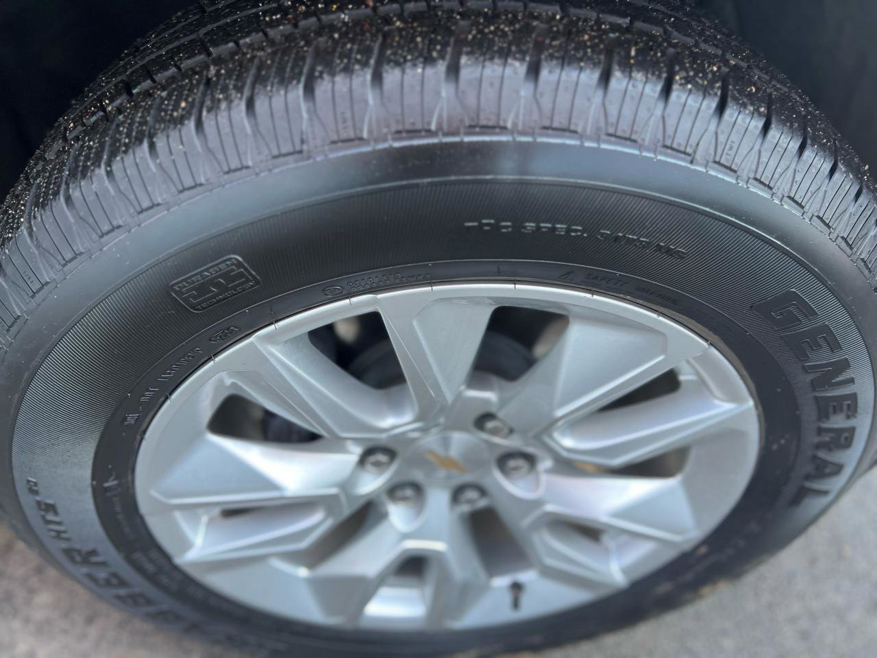 Used 2024 Chevrolet Silverado 1500 Custom image 8