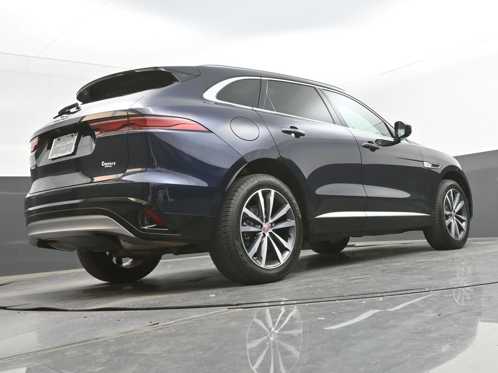 Used 2023 Jaguar F-PACE S image 35