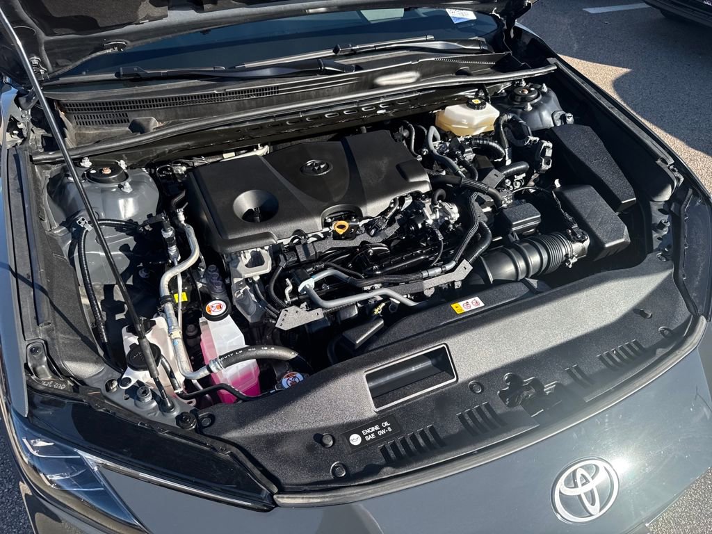 Used 2025 Toyota Camry XLE image 42