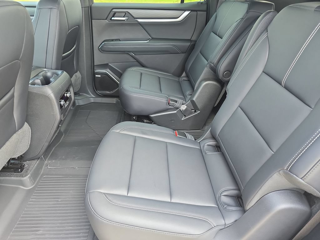 New 2026 GMC Acadia Elevation w/ Elevation Premium Package FWD image 15