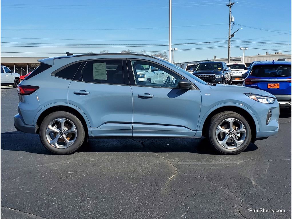 Used 2024 Ford Escape ST-Line w/ Tech Pack #1 image 9