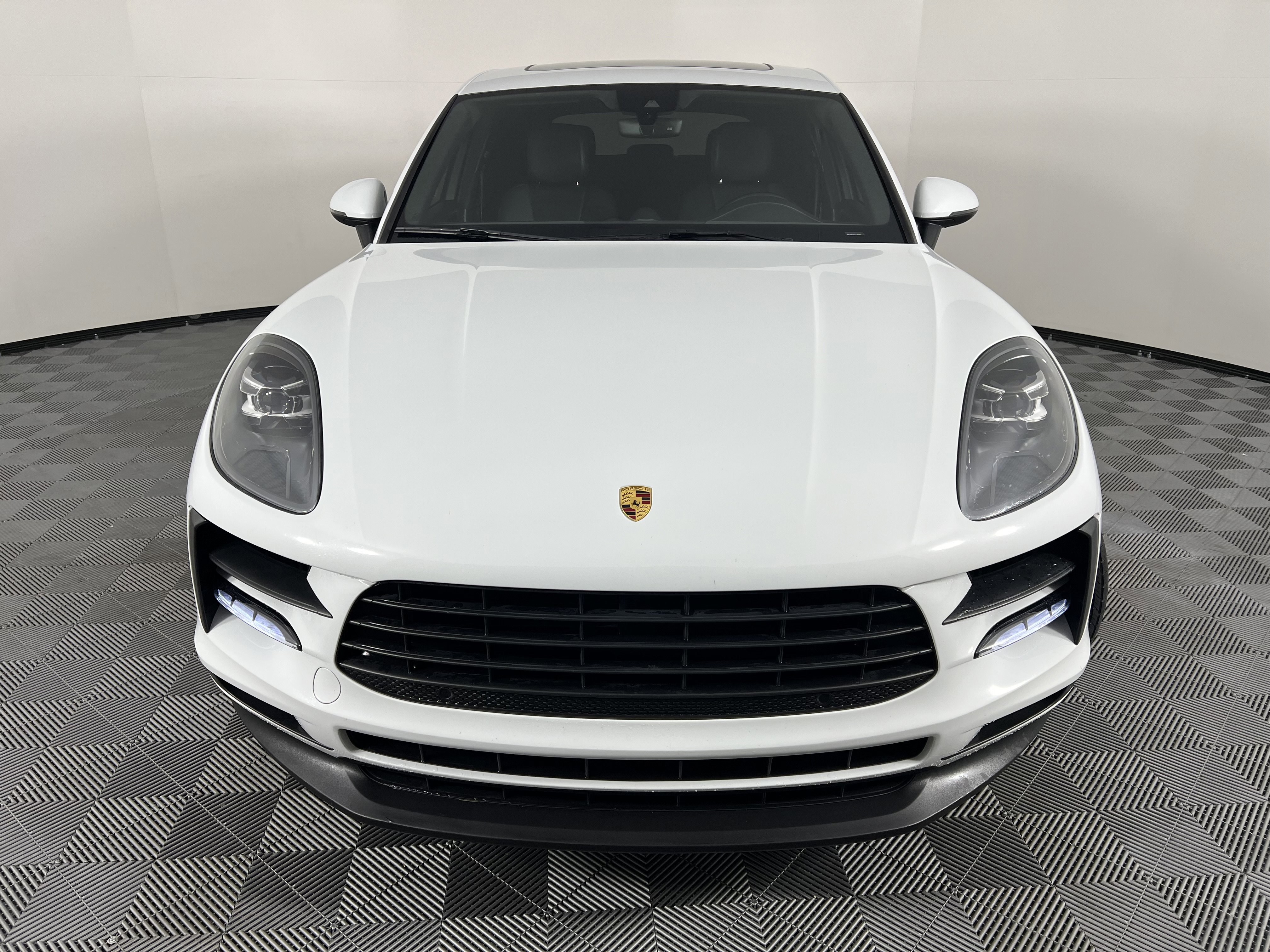 Used 2020 Porsche Macan S image 5