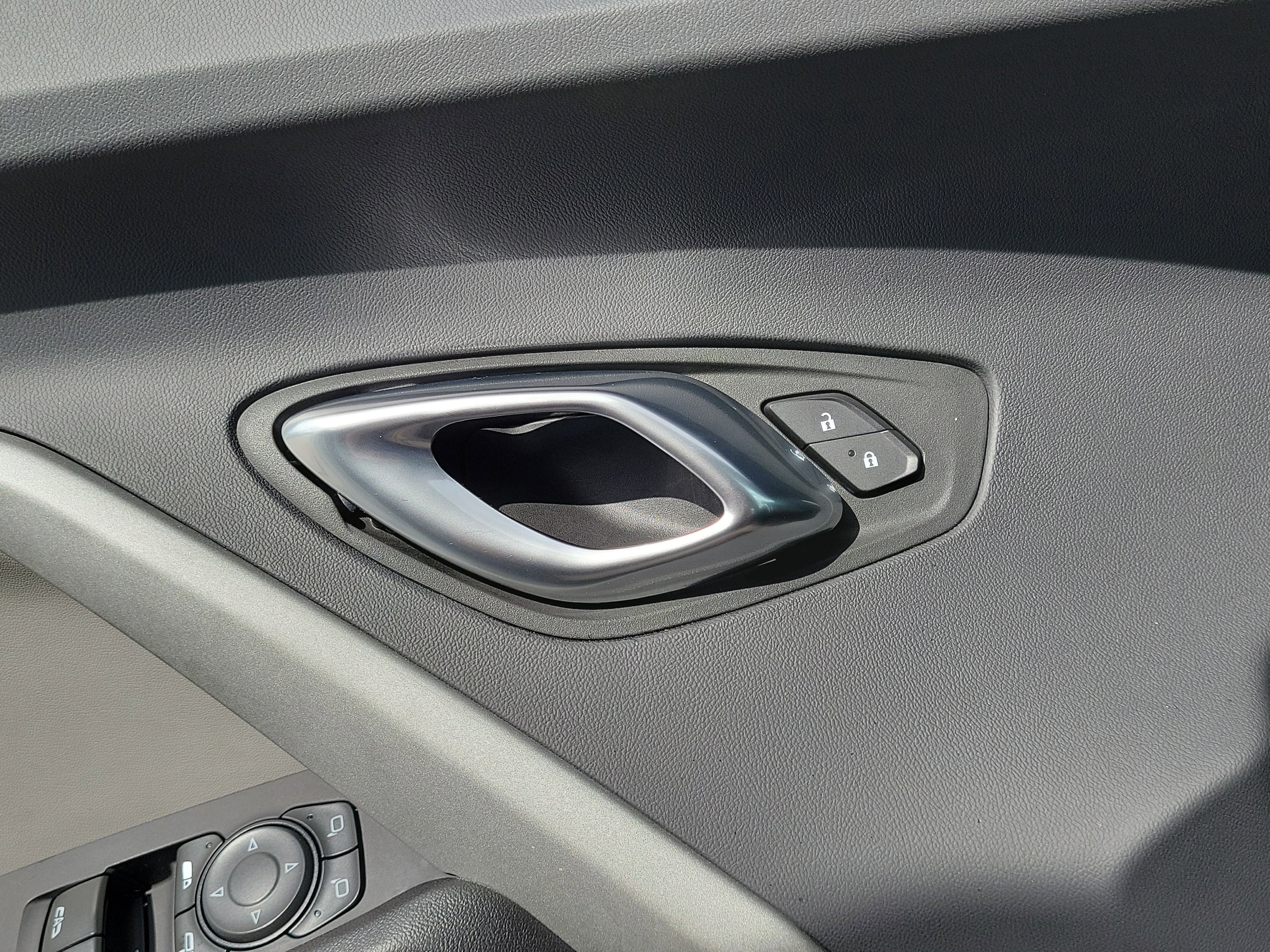 Used 2023 Chevrolet Camaro LT image 29