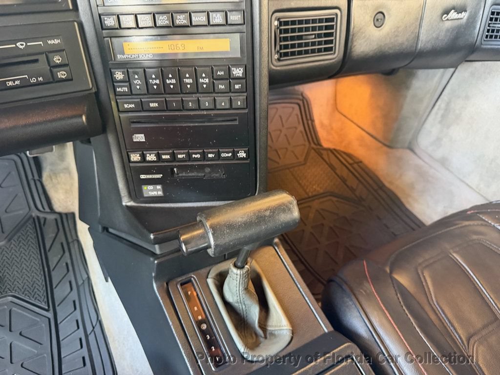 Used 1990 Cadillac Allante FWD image 43