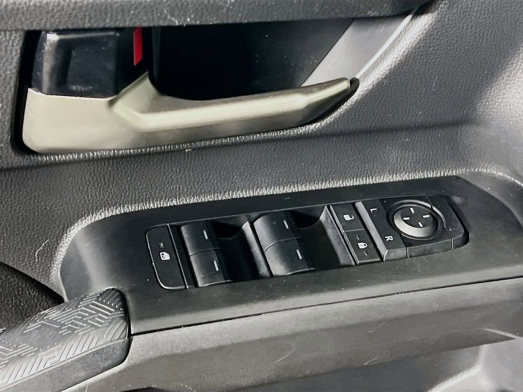 Certified 2024 Toyota Tacoma TRD Off-Road image 17