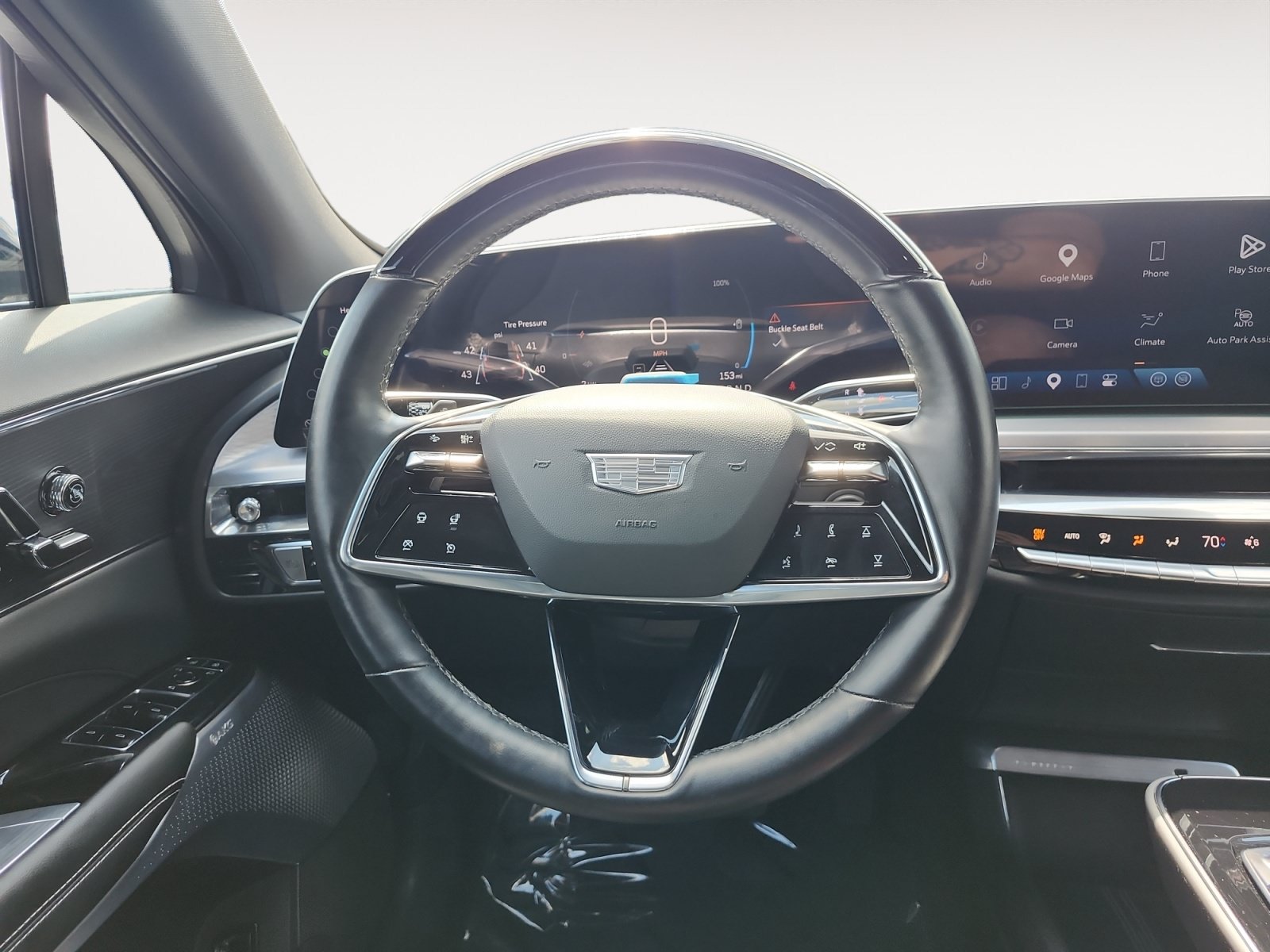 Used 2024 Cadillac Lyriq Sport AWD/4WD image 13