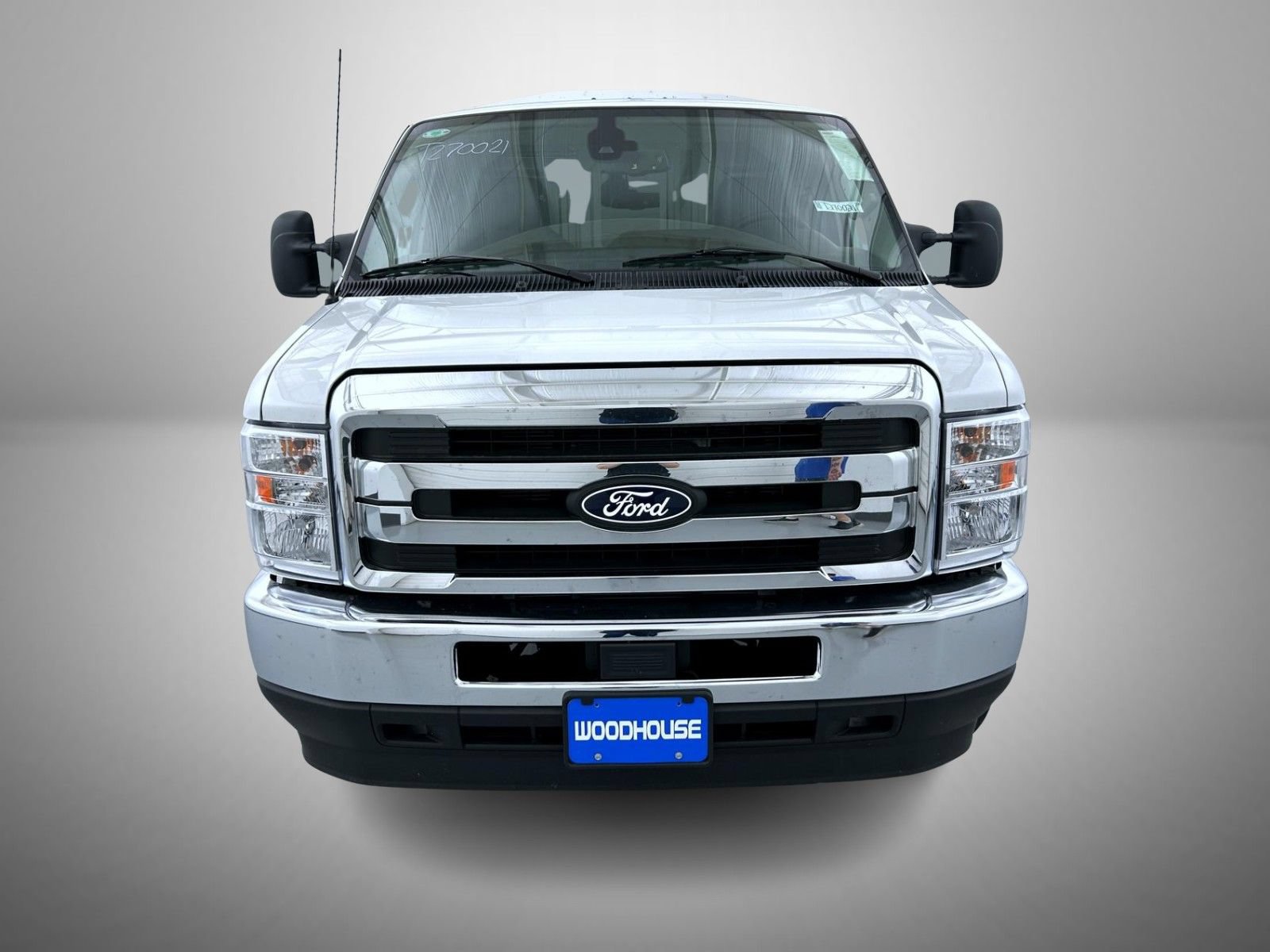 New 2027 Ford E-350 and Econoline 350 Super Duty w/ Power Equipment Group RWD image 2