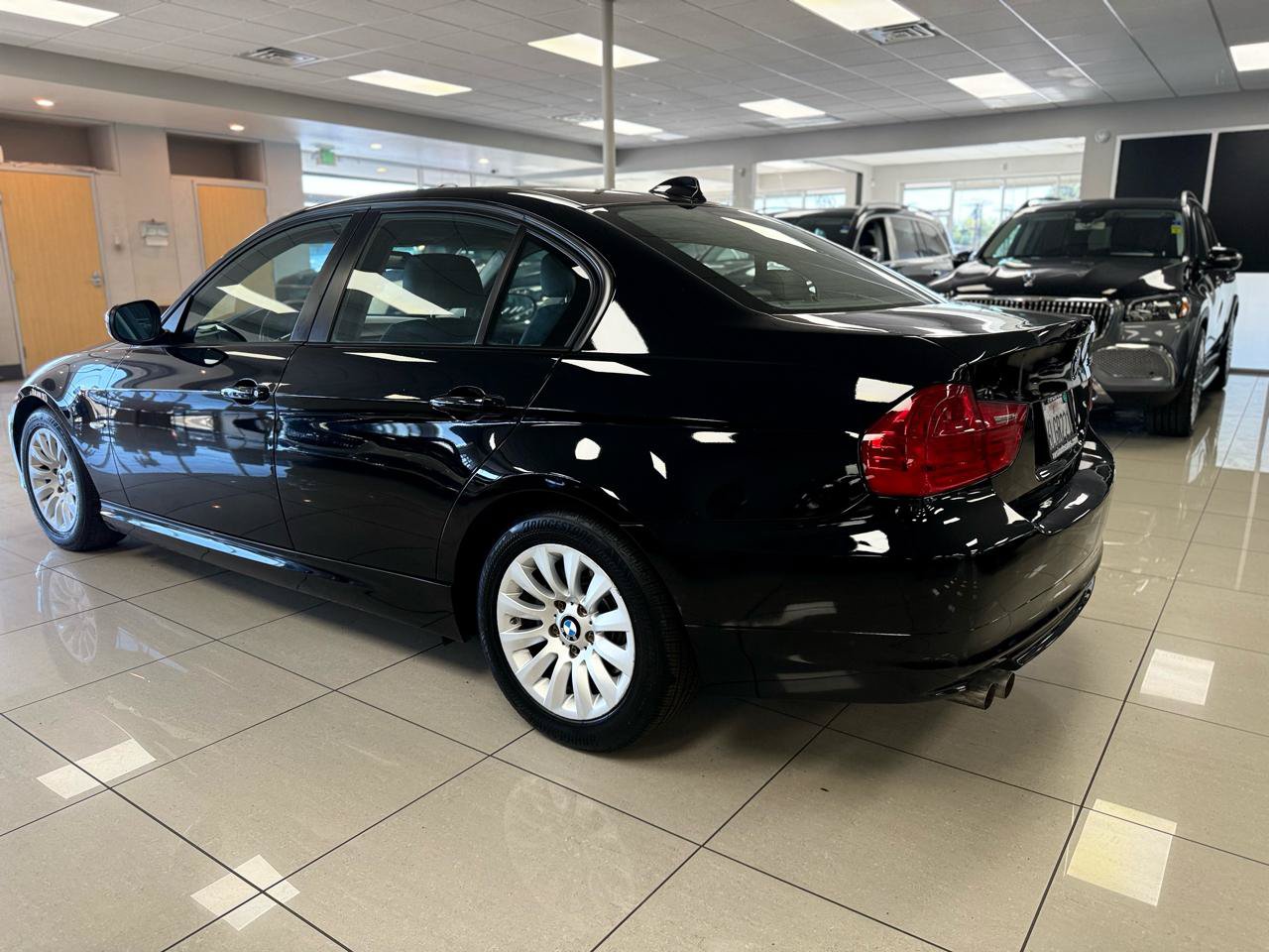 Used 2009 BMW 328i Sedan RWD image 7